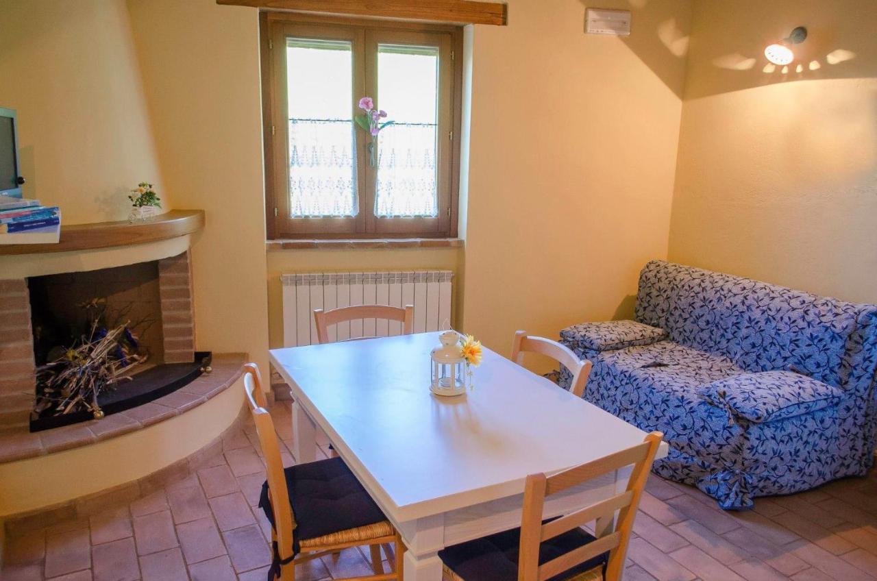Agriturismo Pompagnano Eksteriør billede