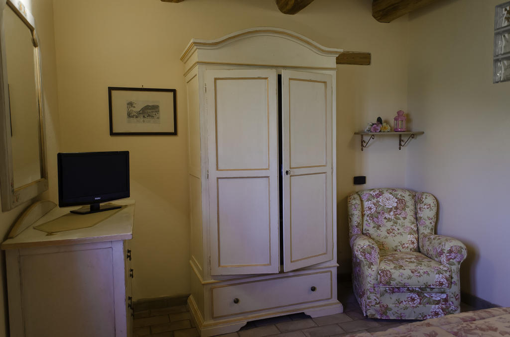 Agriturismo Pompagnano Værelse billede