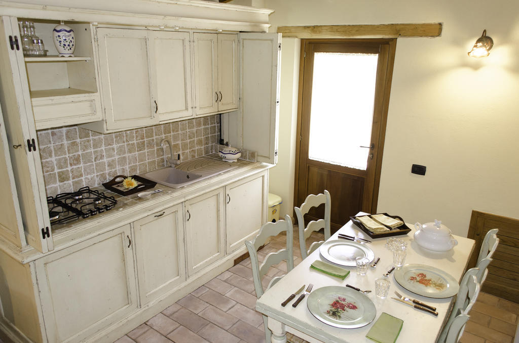 Agriturismo Pompagnano Værelse billede